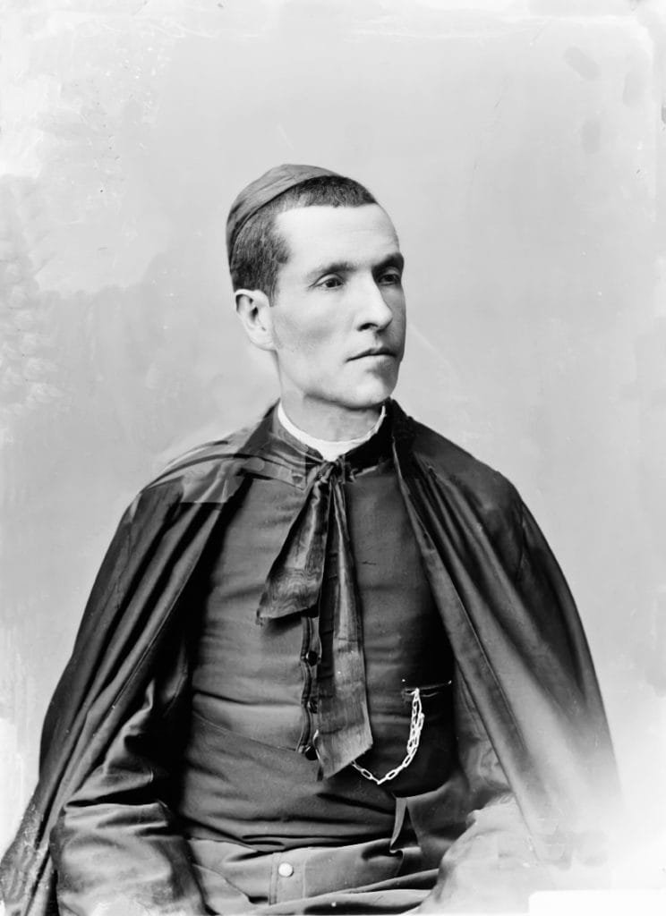 Fidel Olivas Escudero, Obispo de Ayacucho